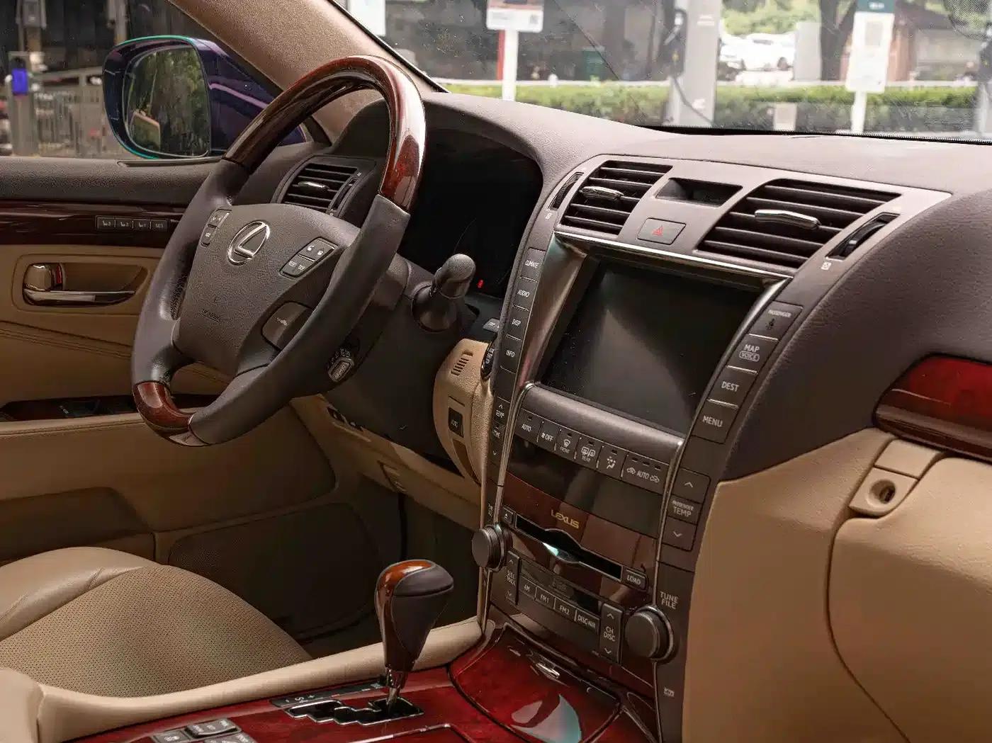 Lexus LS 2006 460L Premium Edition — миниатюра 18