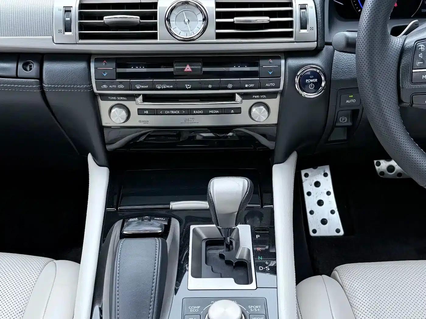 Lexus LS 2013 600hL — миниатюра 11