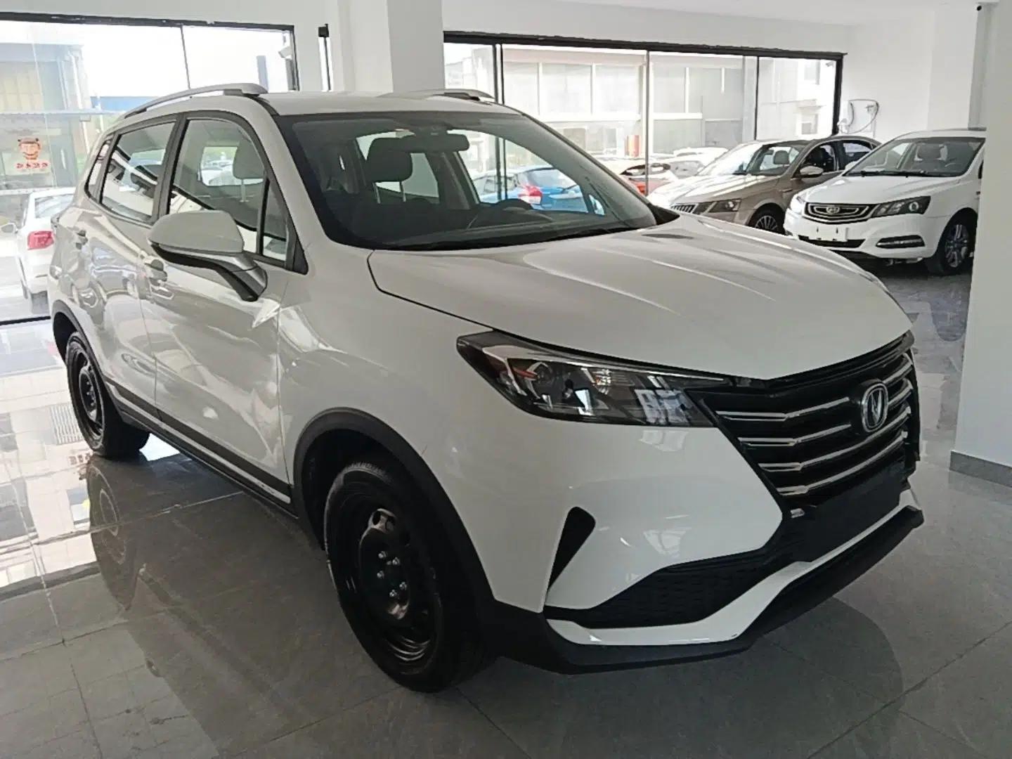CHANGAN CS15 2019 1.5L Manual Comfort Model China VI Standard — миниатюра 3