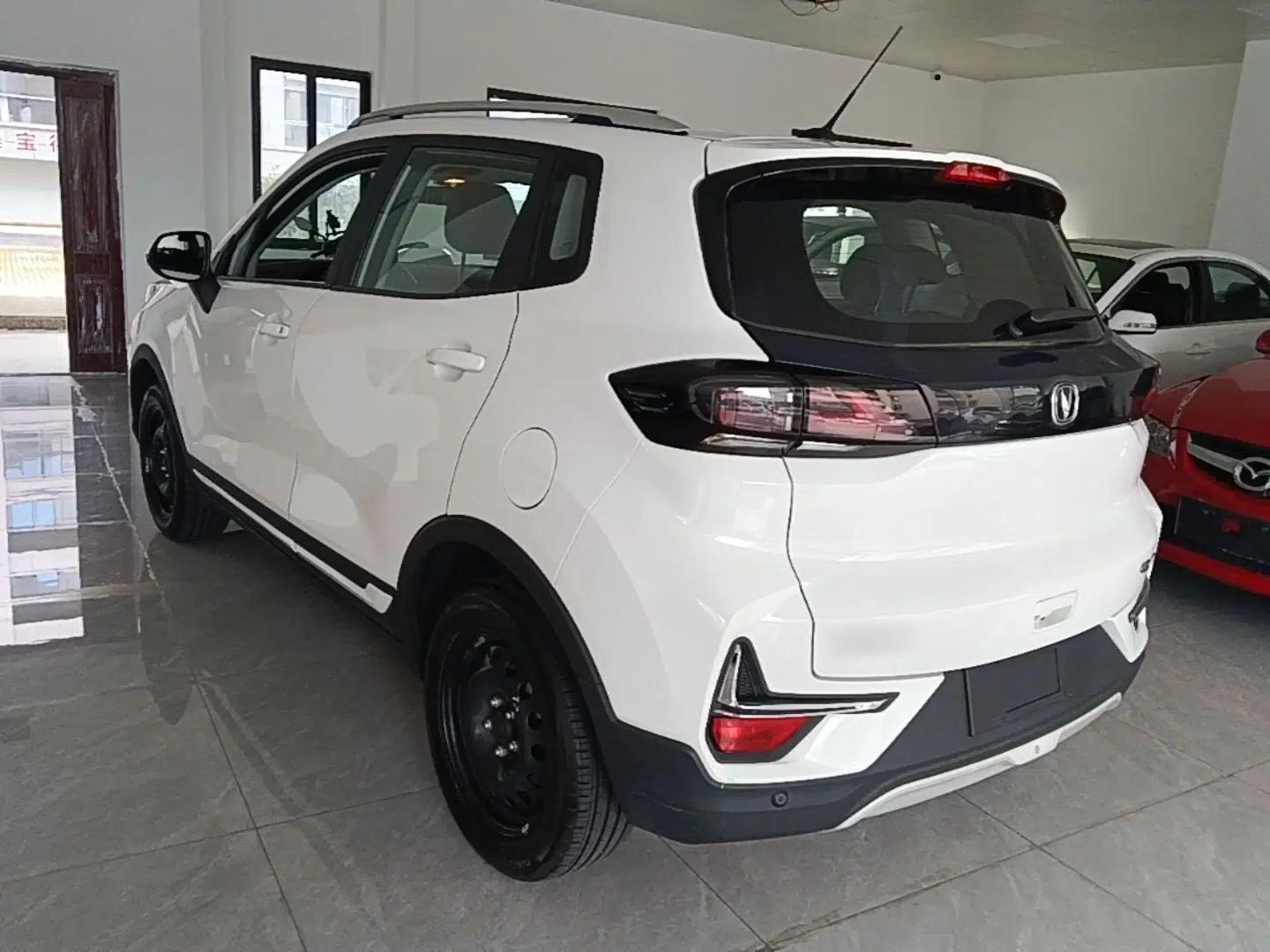 CHANGAN CS15 2019 1.5L Manual Comfort Model China VI Standard — миниатюра 4