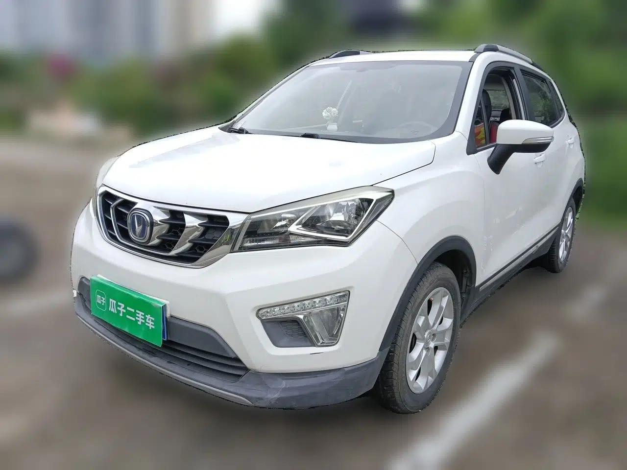 CHANGAN CS15 2016 1.5L Manual Fashion Edition — миниатюра 1