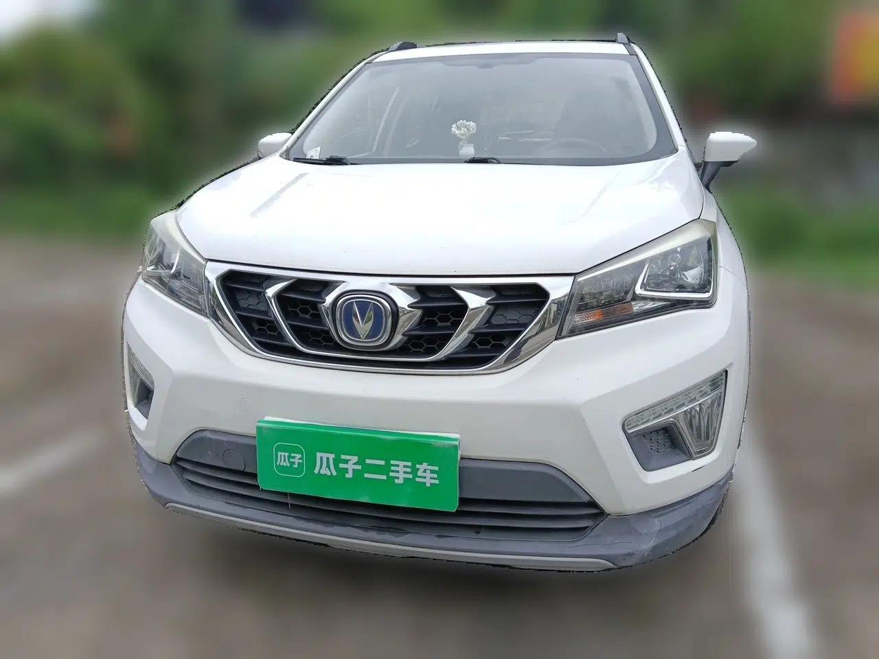 CHANGAN CS15 2016 1.5L Manual Fashion Edition — миниатюра 2