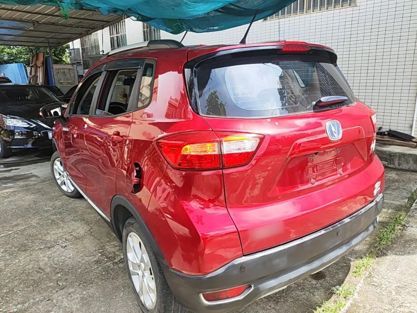 CHANGAN CS15 2016 1.5L Manual Fashion Edition — миниатюра 4