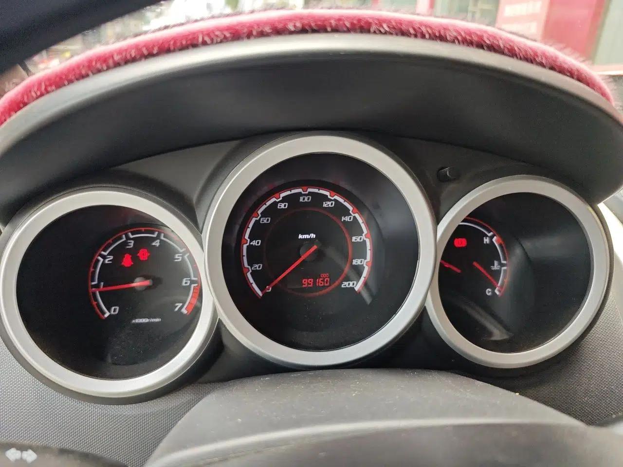 CHANGAN CX20 2014 1.4L Manual Sport Edition China V Standard — миниатюра 11