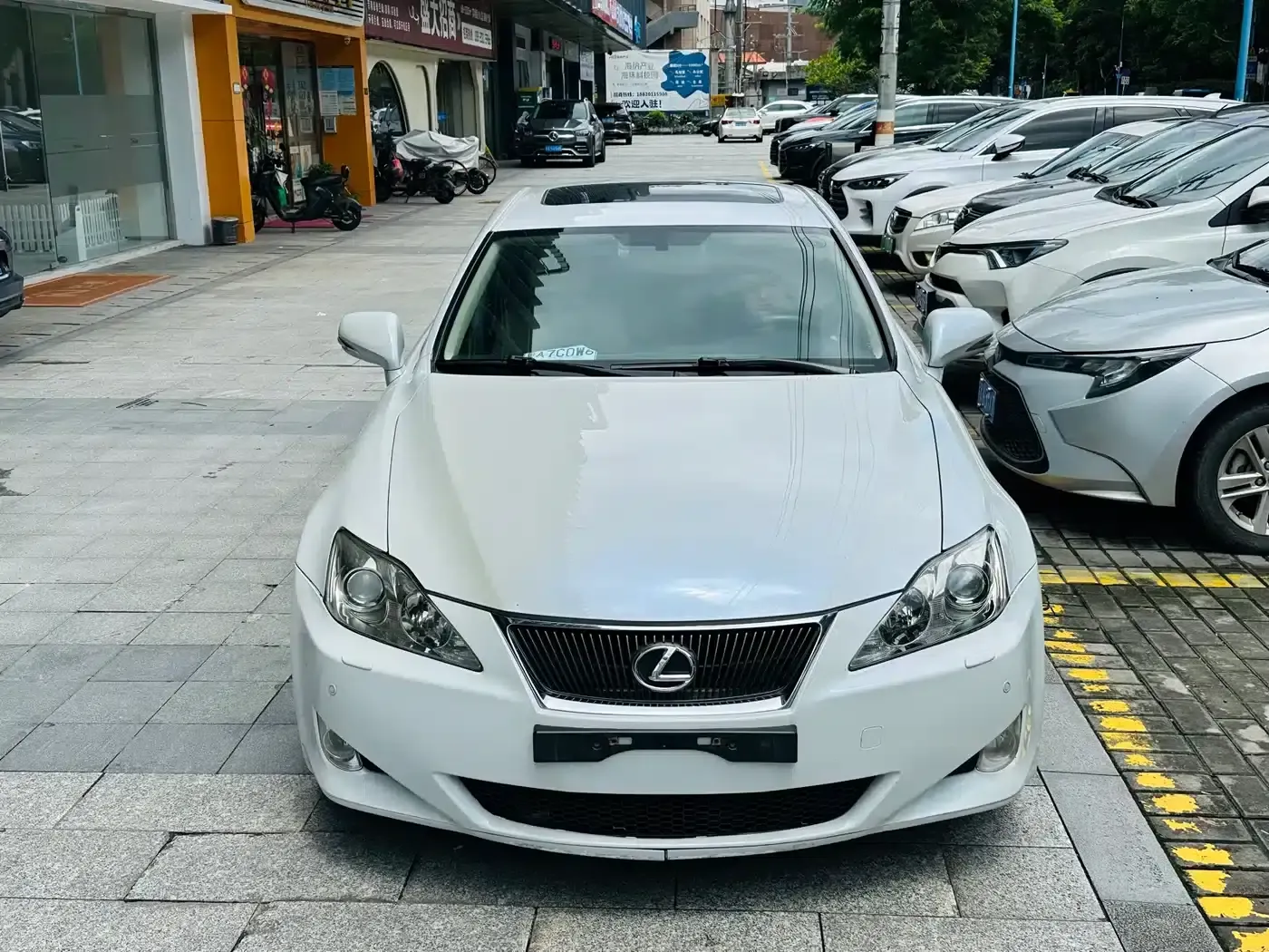 Lexus IS 2006 300 Dynamic Edition — миниатюра 2