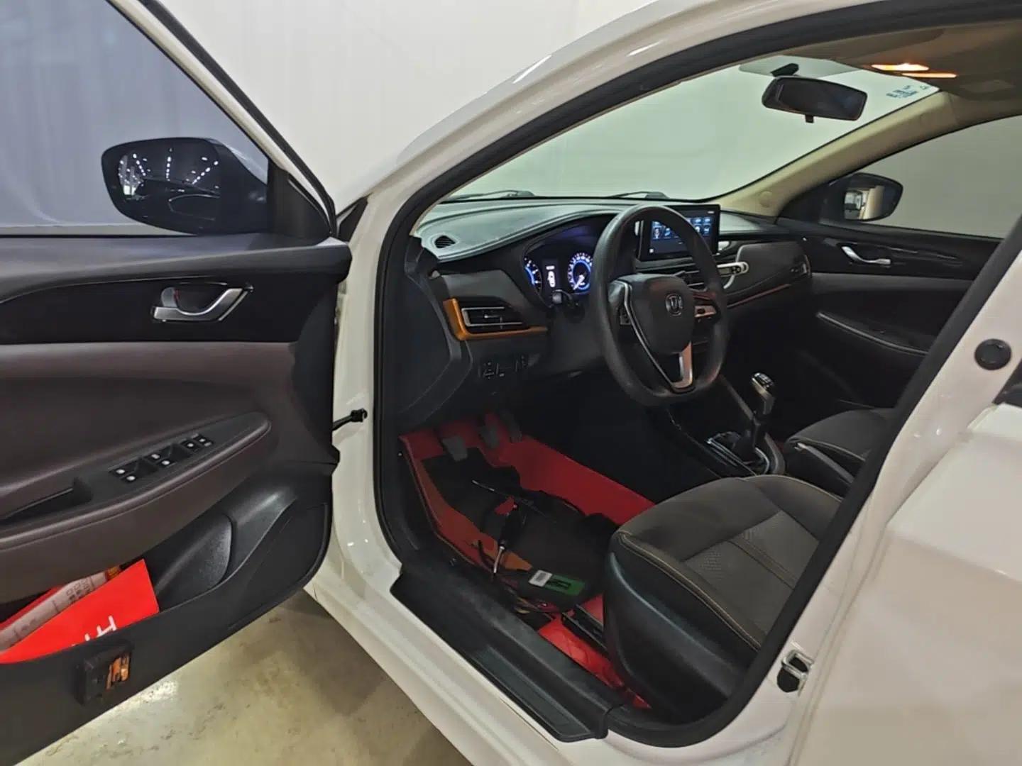 CHANGAN Eado DT 2019 1.6L Manual Comfort Model China VI Standard — миниатюра 18