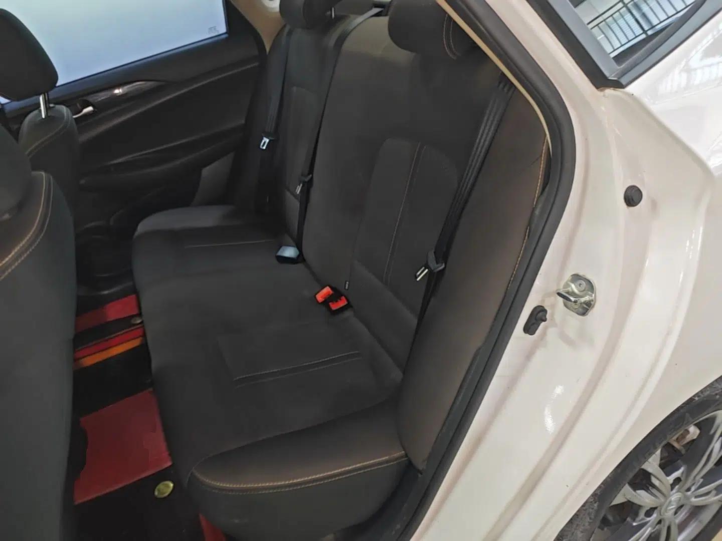 CHANGAN Eado DT 2019 1.6L Manual Comfort Model China VI Standard — миниатюра 20