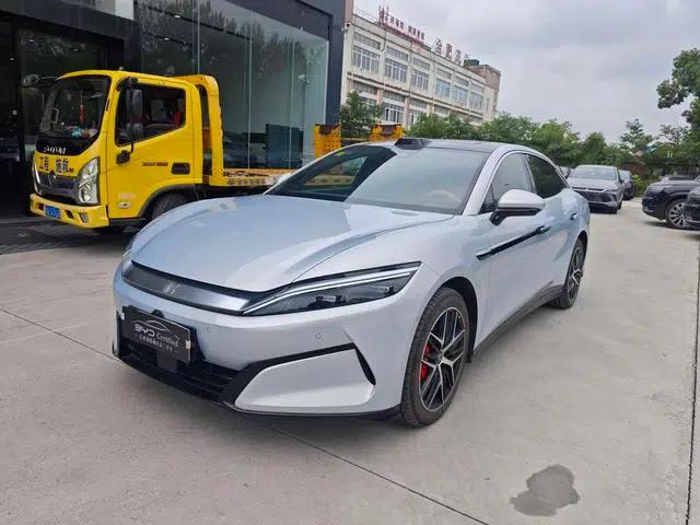 Han L EV 2025 Model 701KM Rear-Wheel Drive LiDAR Flagship Edition