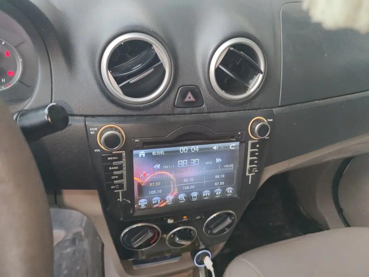 CHANGAN Alsvin V3 2015 1.4L Manual Warm-Hearted Model China V Standard — миниатюра 13