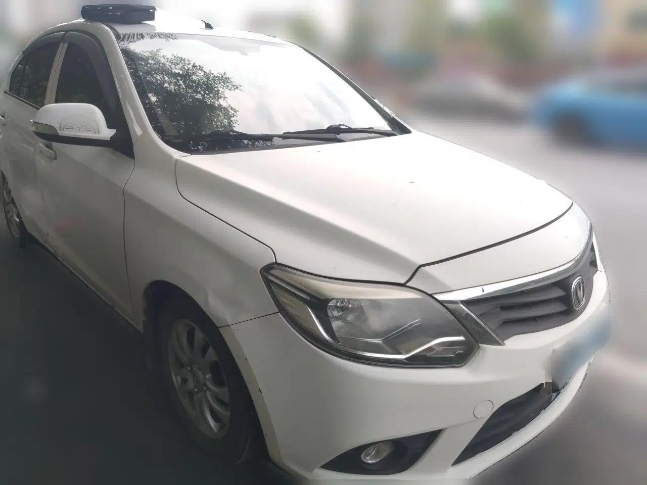 CHANGAN Alsvin V3 2015 1.4L Manual Warm-Hearted Model China V Standard — миниатюра 3