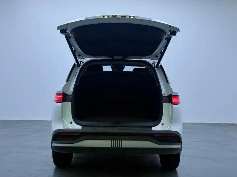 Hiace 05DM 2025 DM-i 75KM Premium — миниатюра 20
