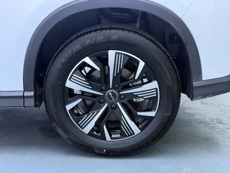 Hiace 05DM 2025 DM-i 75KM Premium — миниатюра 9