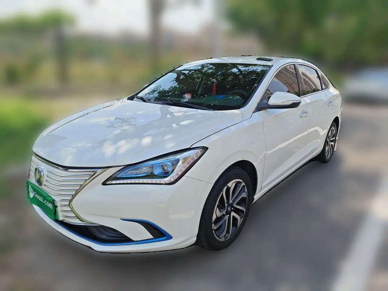 CHANGAN Eado New Energy 2019 EV460 Smart Edition — миниатюра 1
