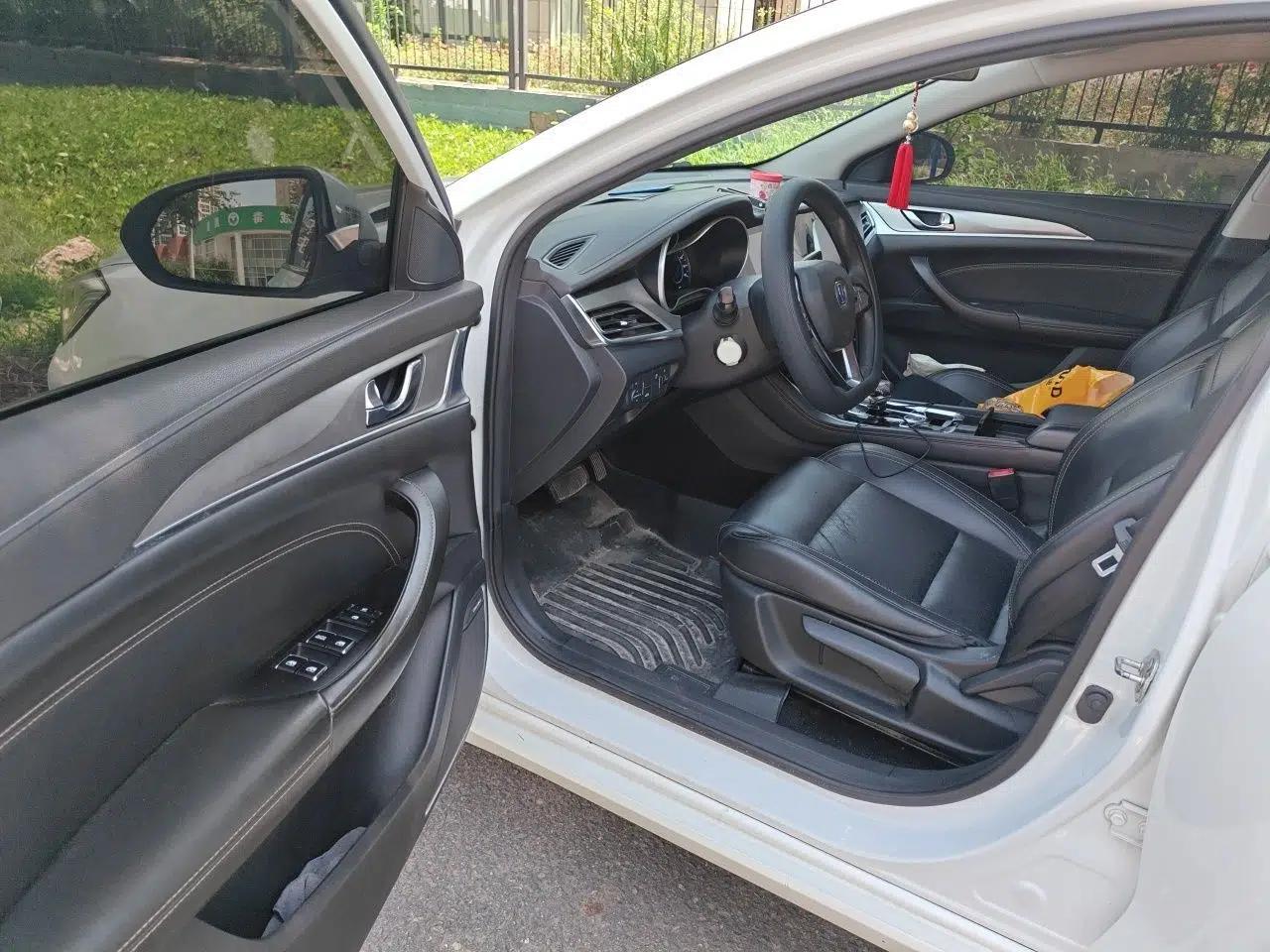 CHANGAN Eado New Energy 2019 EV460 Smart Edition — миниатюра 16