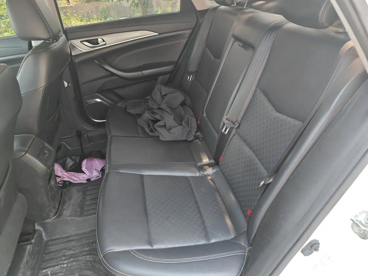 CHANGAN Eado New Energy 2019 EV460 Smart Edition — миниатюра 17