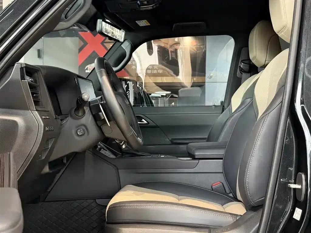 Lexus GX 2024 Overtrail Peak Edition — миниатюра 27