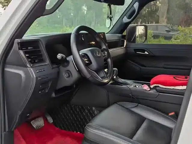 Lexus GX 2024 Overtrail Peak Edition — миниатюра 4