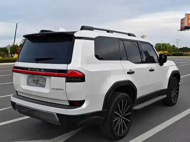 Lexus GX 2024 Overtrail Peak Edition — миниатюра 7