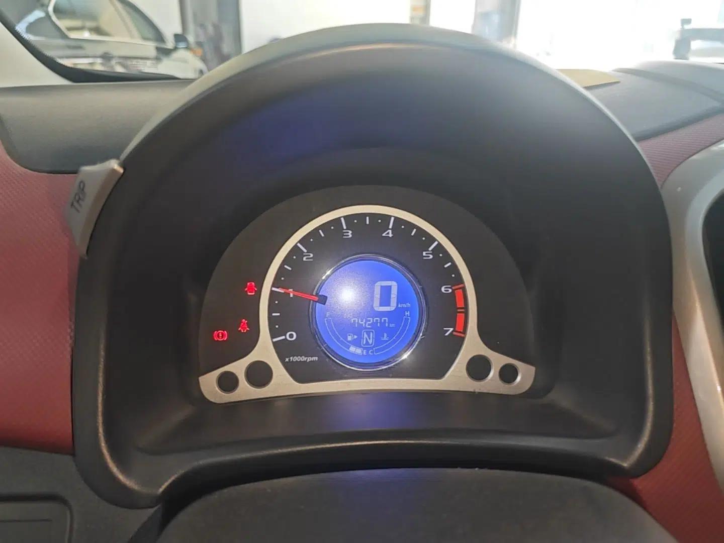 CHANGAN Benni 2014 1.4L IMT Luxury Model with Sunroof — миниатюра 14