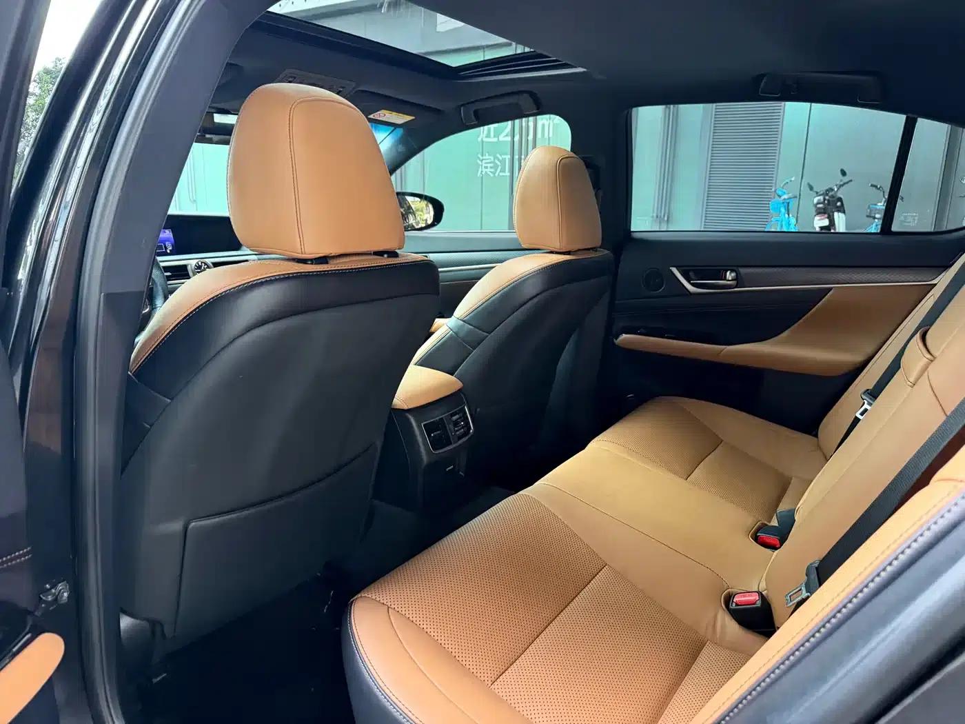 2017 Lexus GS 300 F SPORT — миниатюра 6