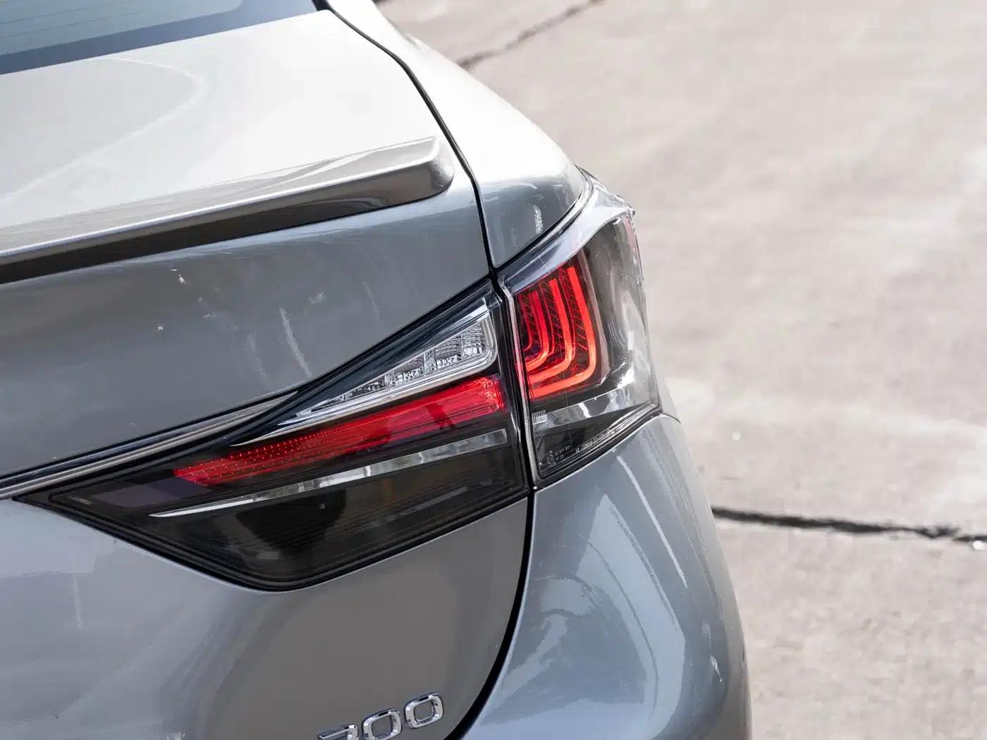 2017 Lexus GS 300 F SPORT — миниатюра 7