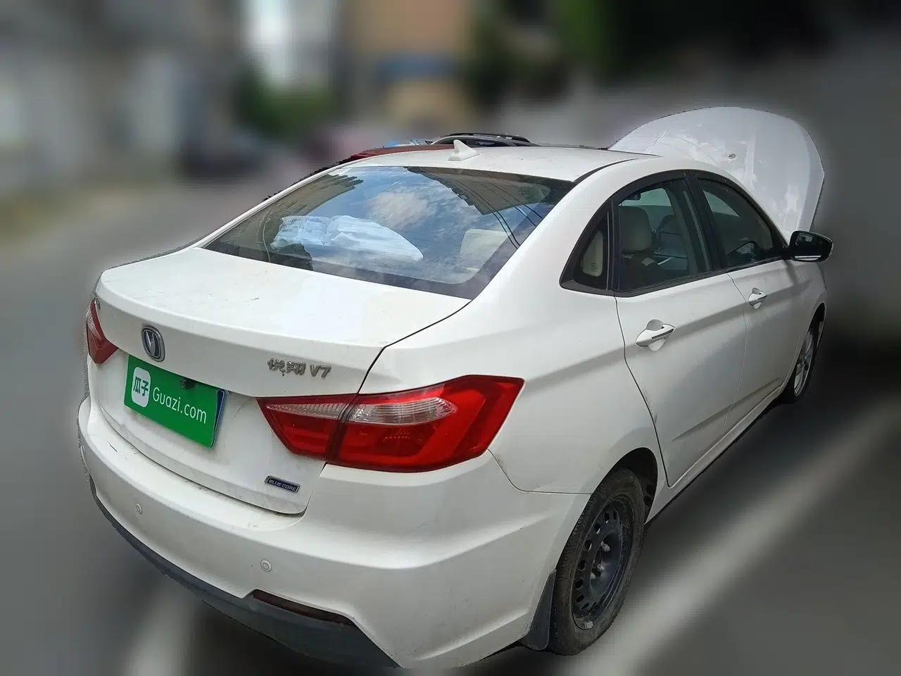 CHANGAN Alsvin V7 2016 1.6L Manual Enjoyment Model China IV Standard — миниатюра 6