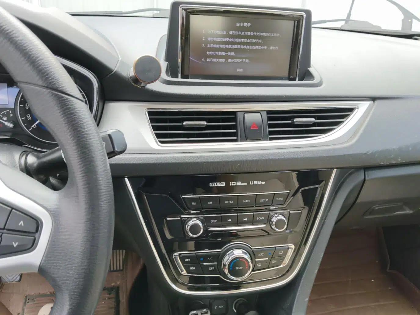 CHANGAN Alsvin V7 2015 1.6L Manual Enjoyment Model China IV Standard — миниатюра 15
