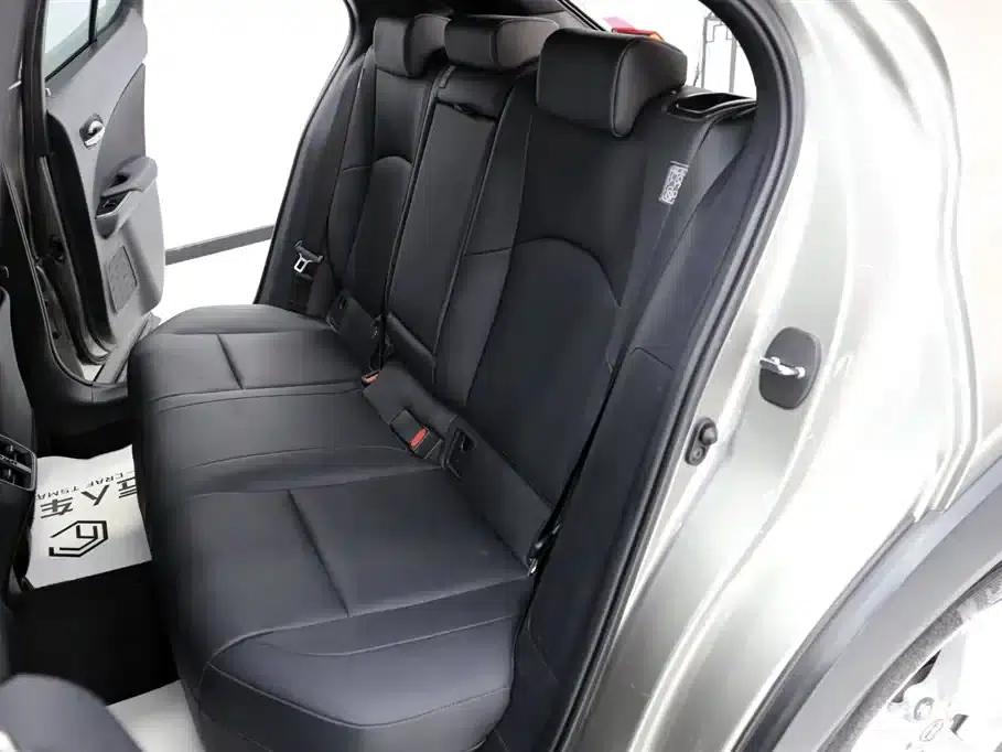Lexus UX 2020 200 Special Edition — миниатюра 8