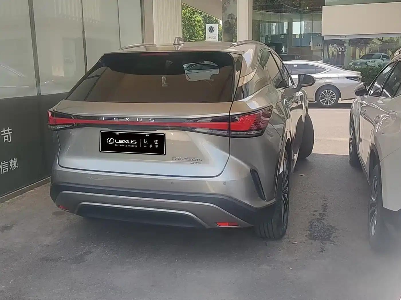 Lexus RX Hybrid 2023 450h+ AWD Enjoy Edition — миниатюра 8