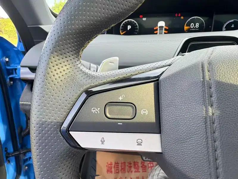 Changan UNI-V 2022 1.5T Sport Edition — миниатюра 16