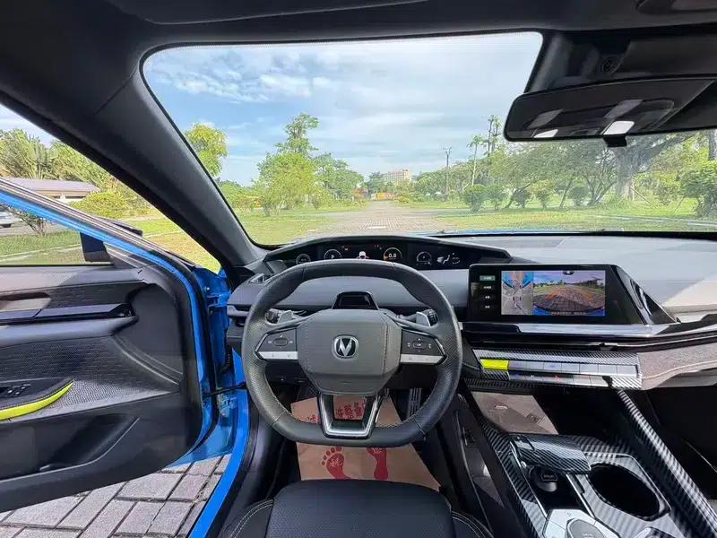 Changan UNI-V 2022 1.5T Sport Edition — миниатюра 17