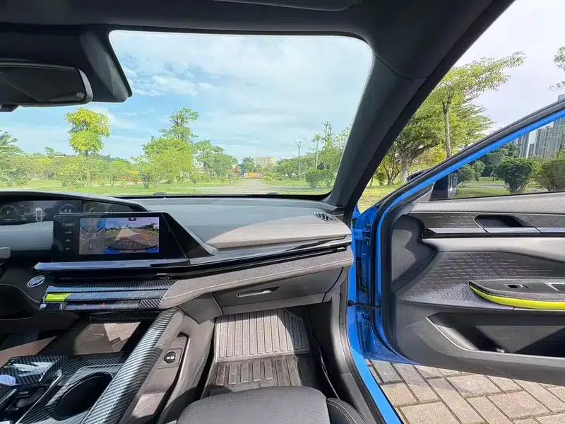 Changan UNI-V 2022 1.5T Sport Edition — миниатюра 26