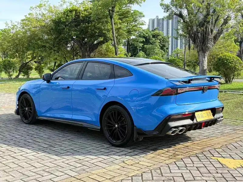 Changan UNI-V 2022 1.5T Sport Edition — миниатюра 5