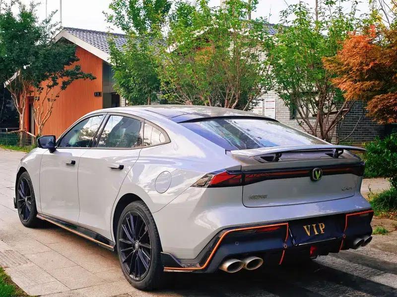 Changan UNI-V 2023 1.5T Sport Edition — миниатюра 5