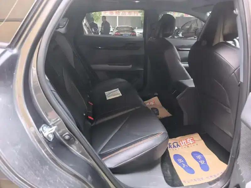 Changan UNI-V 2022 1.5T Premium Edition — миниатюра 9