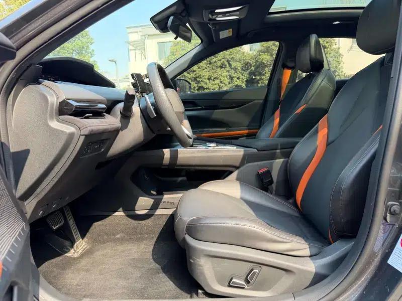 Changan UNI-V 2022 1.5T Premium Edition — миниатюра 16