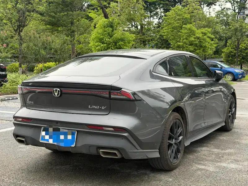 Changan UNI-V 2024 1.5T Premium Edition — миниатюра 6