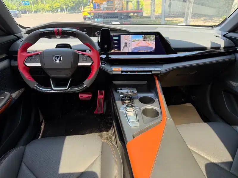 Changan UNI-V 2023 1.5T Premium Edition — миниатюра 6