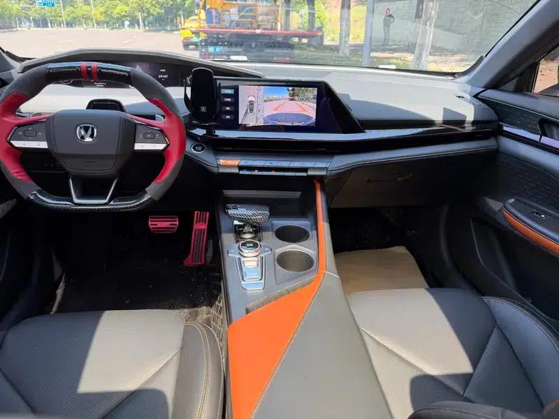 Changan UNI-V 2023 1.5T Premium Edition — миниатюра 7