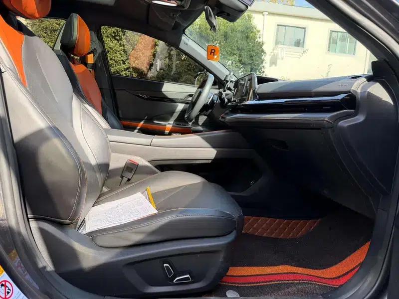 Changan UNI-V 2022 1.5T Premium Edition — миниатюра 14