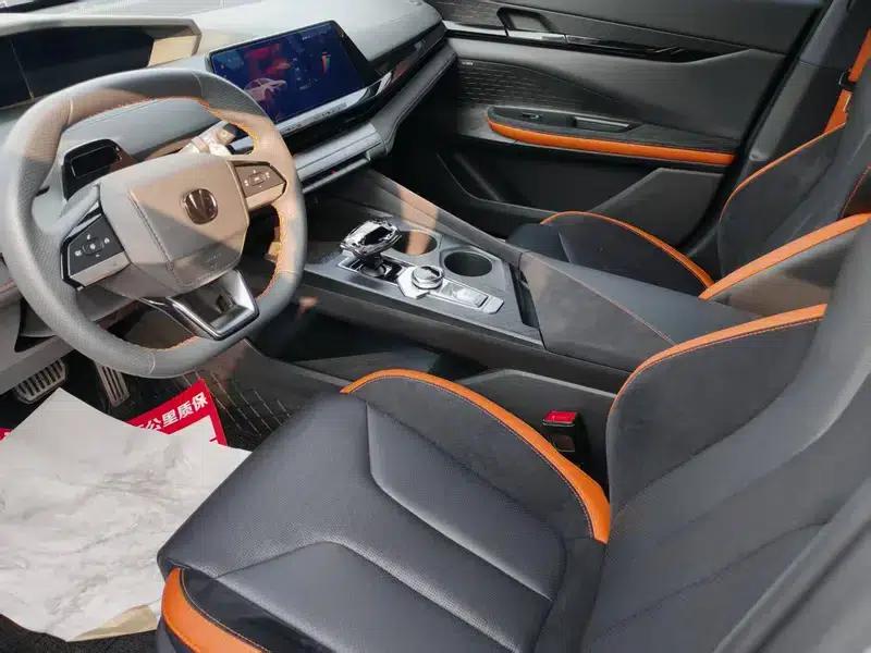 Changan UNI-V 2022 1.5T Sport Edition — миниатюра 8