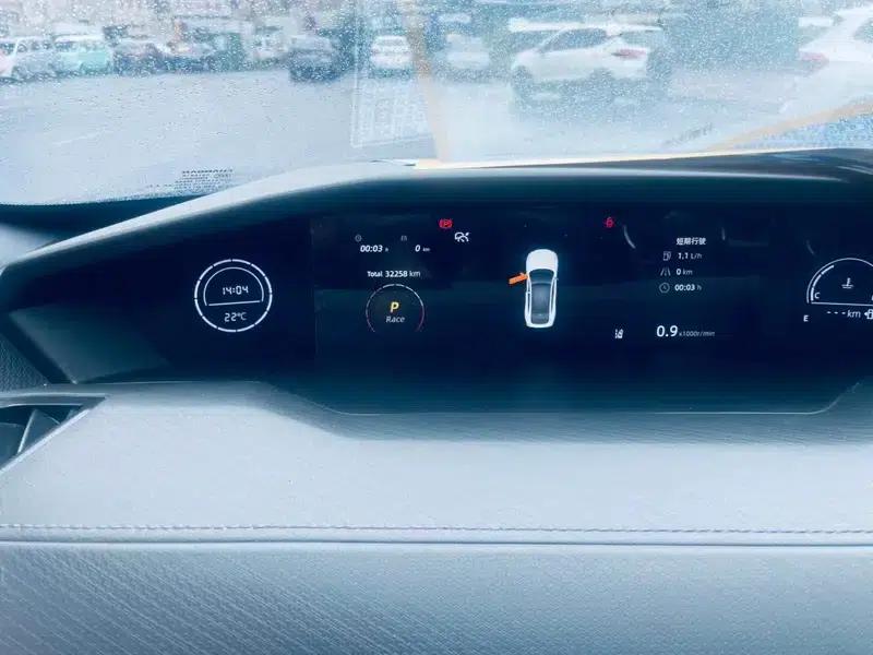 Changan UNI-V 2022 1.5T Sport Edition — миниатюра 8