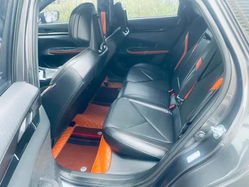 Changan UNI-V 2022 1.5T Sport Edition — миниатюра 10