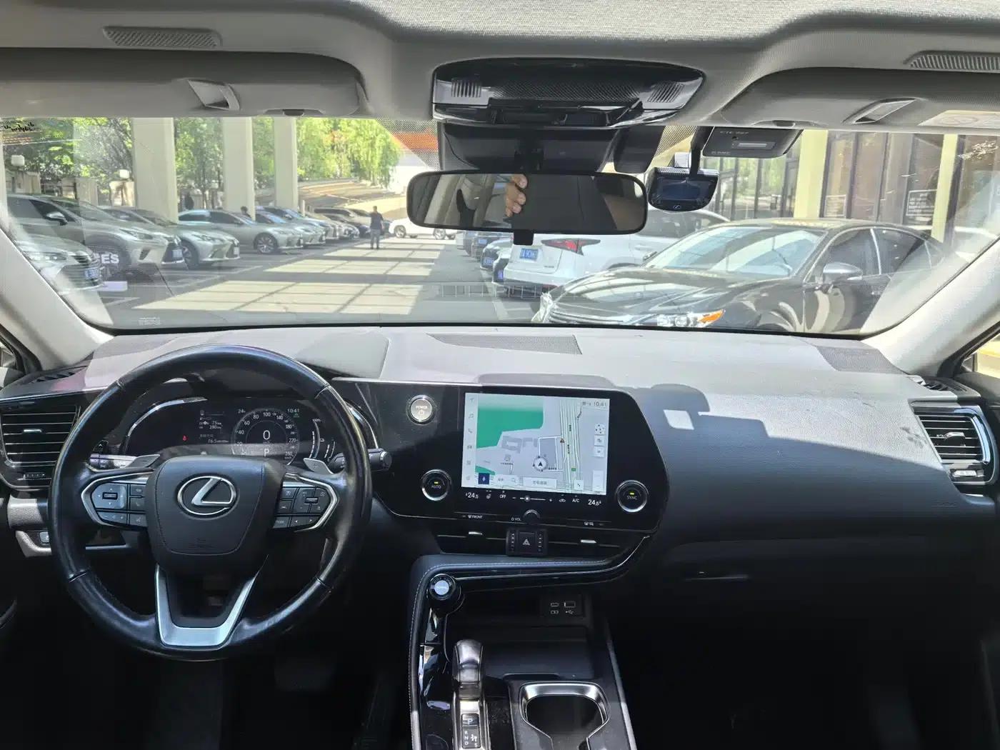 Lexus NX PHEV 2022 400h+ Comfort Edition — миниатюра 6