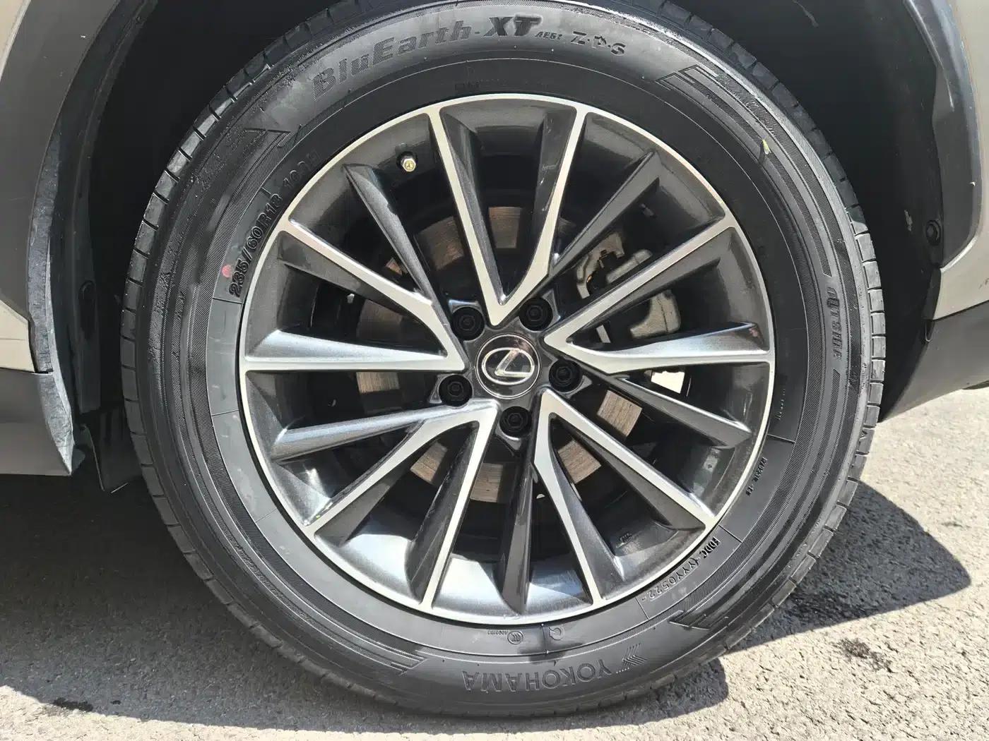 Lexus NX PHEV 2022 400h+ Comfort Edition — миниатюра 9