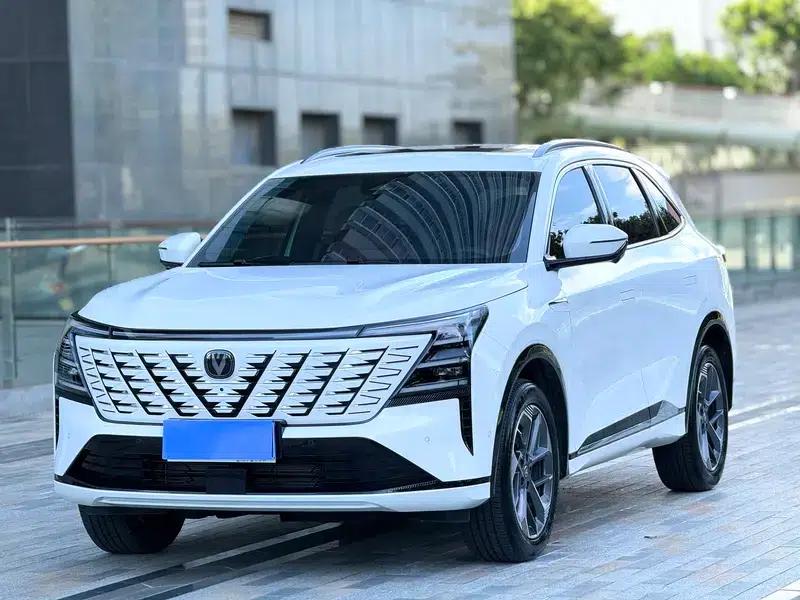 Changan CS75 PLUS 2025 Fourth Generation 1.5T New Blue Whale Smart Flagship Edition — миниатюра 1