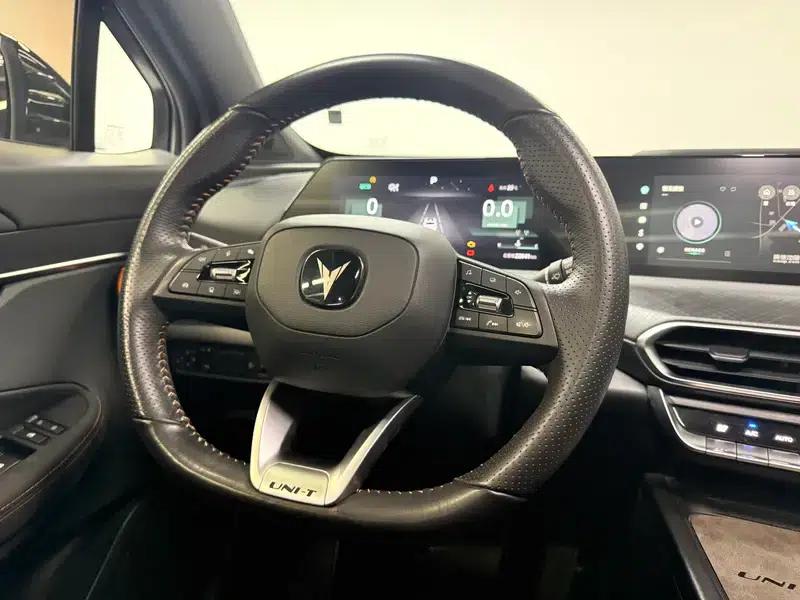 Changan UNI-T 2022 2.0T Premium Edition — миниатюра 16