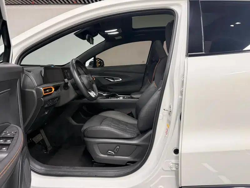 Changan UNI-T 2022 2.0T Premium Edition — миниатюра 17