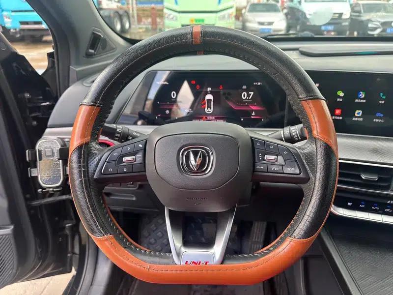 Changan UNI-T 2020 1.5T Premium Edition — миниатюра 8