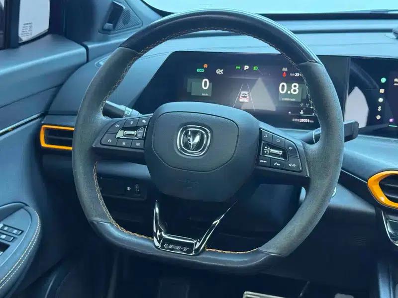 Changan UNI-T 2022 1.5T Sport Premium Edition — миниатюра 16